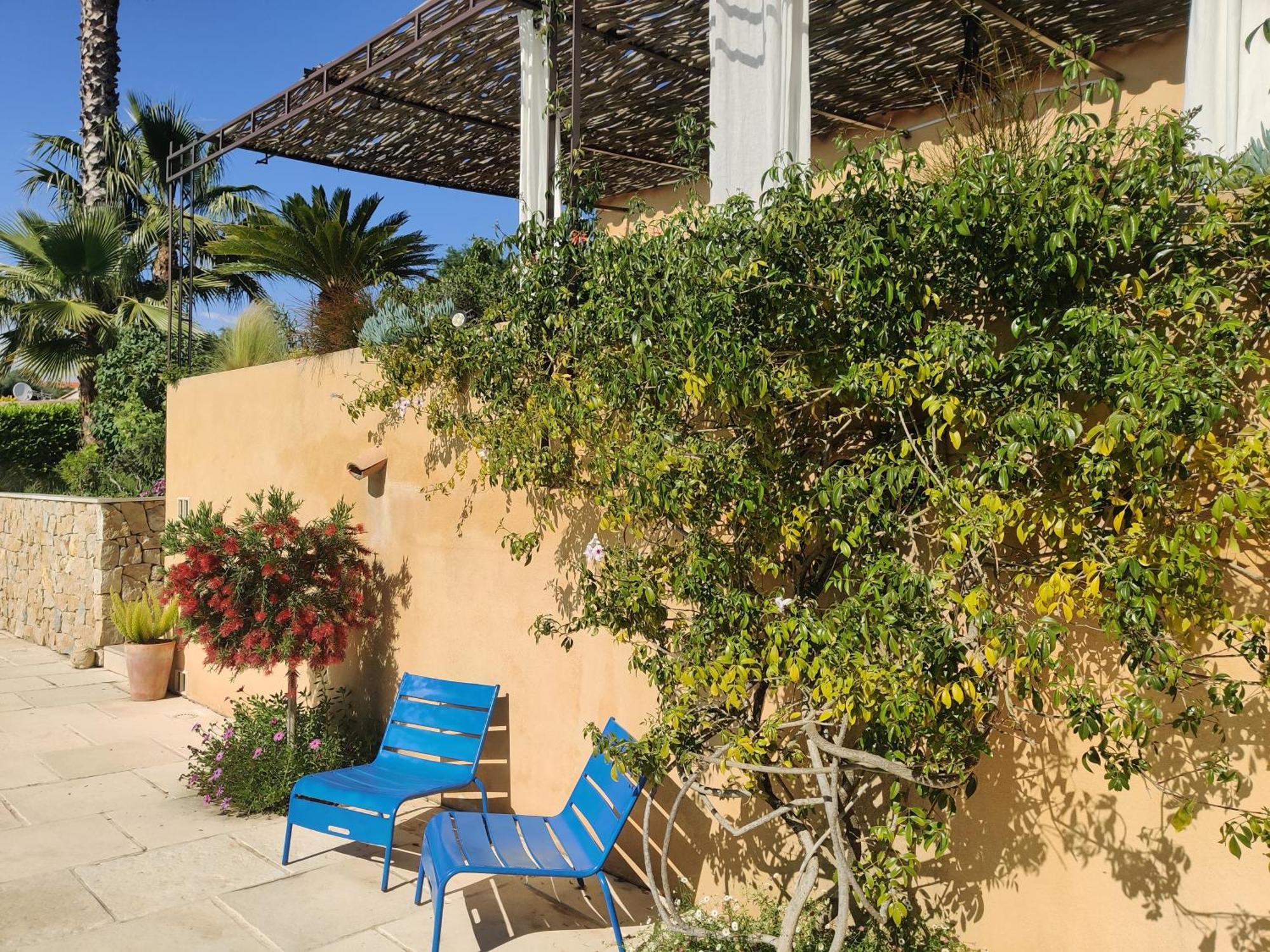 Les Collines De St Paul Bed and Breakfast Σαιν-Πολ-ντε-Βανς Εξωτερικό φωτογραφία